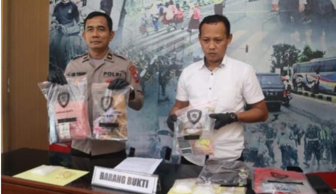 Polres Madiun Kota Ungkap Dua Kasus Narkoba, Ratusan Gram Narkotika Disita