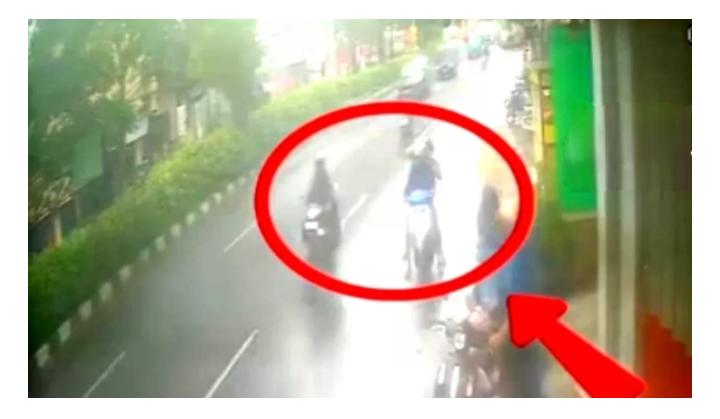 Maling Motor di Sukomanunggal Surabaya, Nekat Beraksi Saat Situasi Ramai